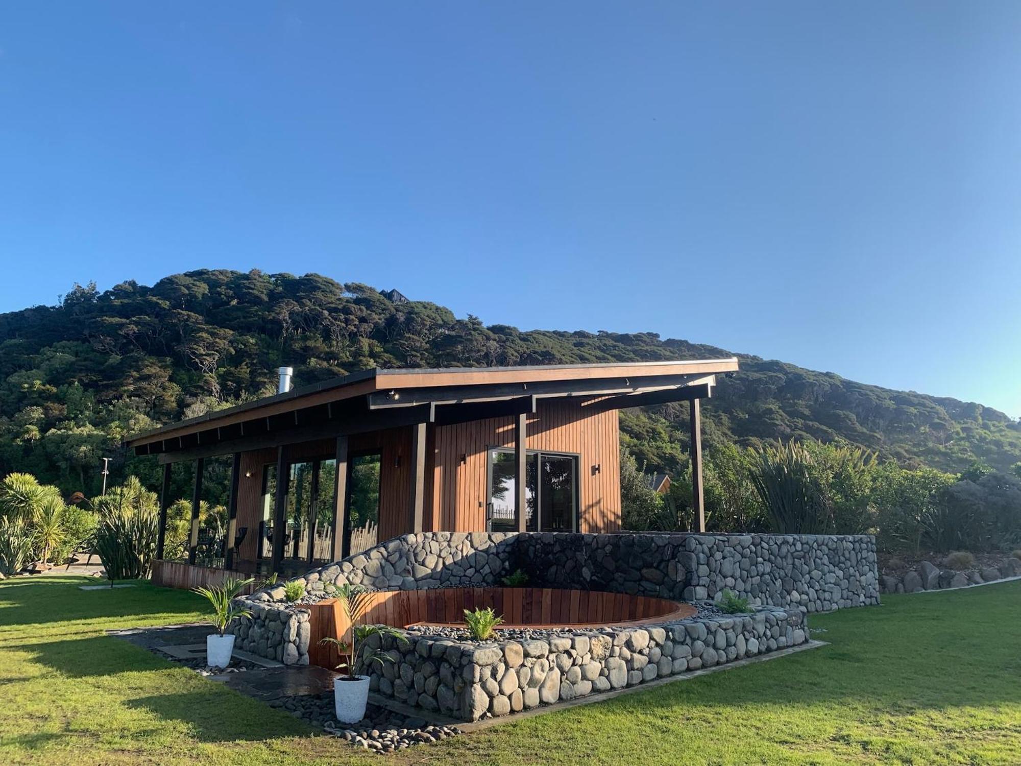 Te Whaanga Retreat & Spa Raglan Eksteriør bilde